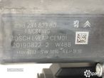 Motor elevador Frente/Esq Usado PEUGEOT 3008 SUV (M_) 1.5 BlueHDi 130 | 02.18 -... - 4