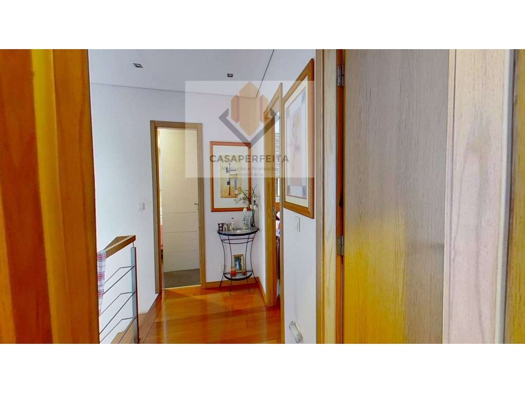 Moradia T3 + Escritório com Espaço Exterior - Mafamude - Junto a Sa...-35