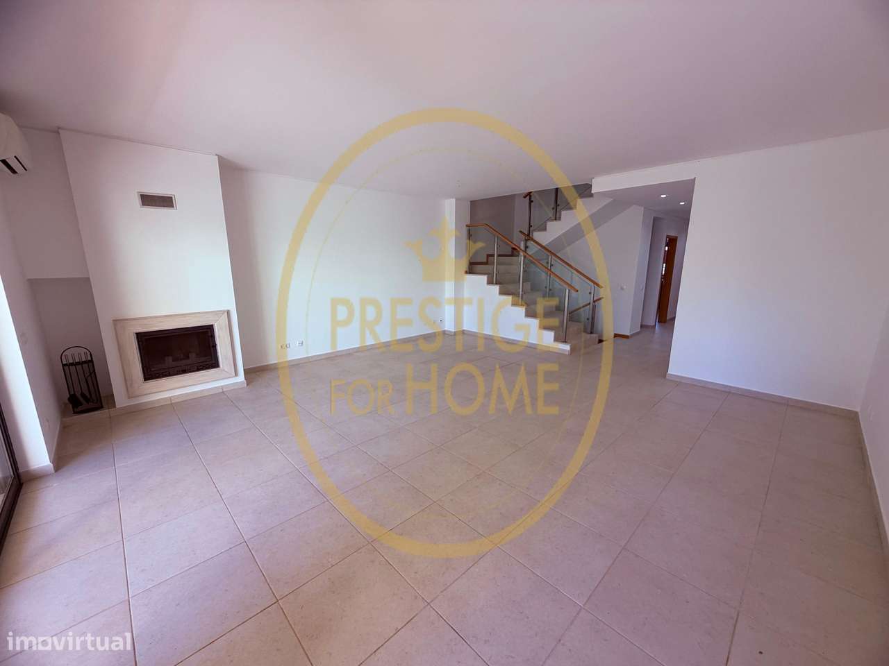 Moradia T5 com Piscina e Garagem Fechada em Condomínio Privado – Boliq-15