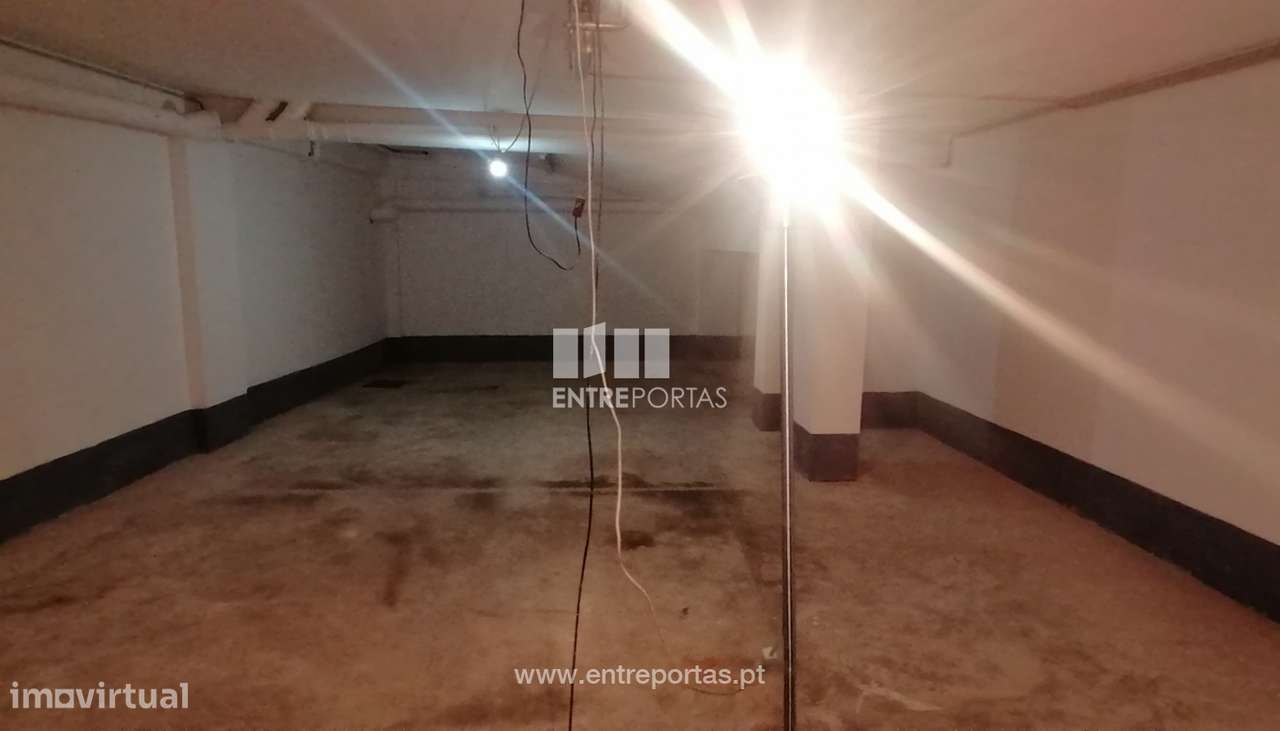 Venda de garagem próximo do centro da Póvoa de Varzim - Grande imagem: 5/7
