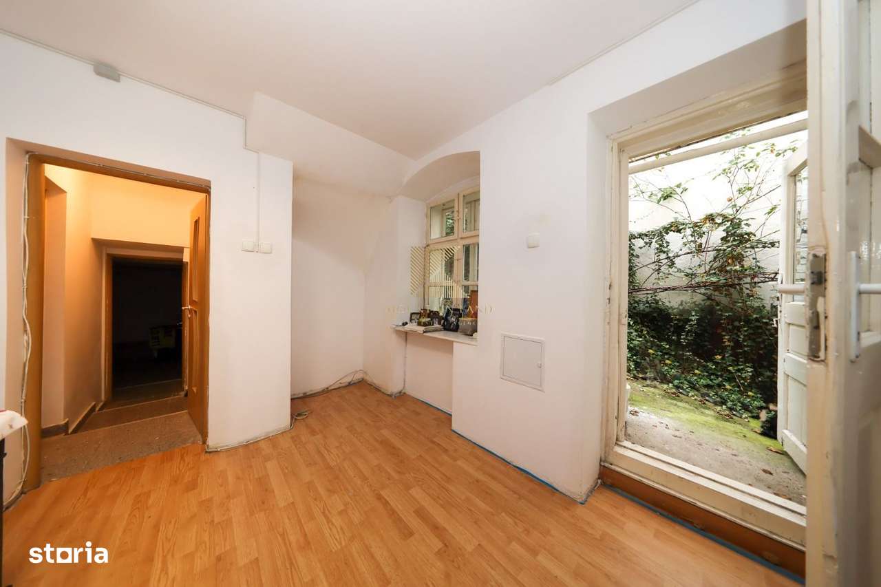 Locație rară în Brașov: ideal pentru regim hotelier sau business-9