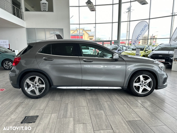 Mercedes-Benz GLA 220 CDI 4Matic 7G-DCT AMG Line - 11