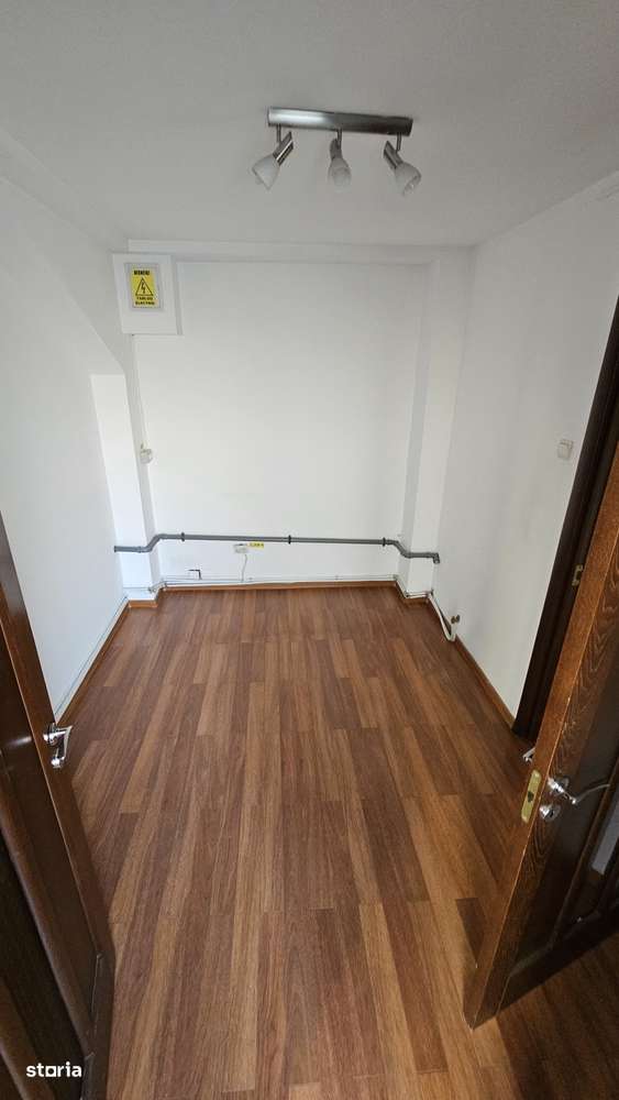 Spatiu Comercial Ultracentral Doi Stejari-Parc Schuman-15