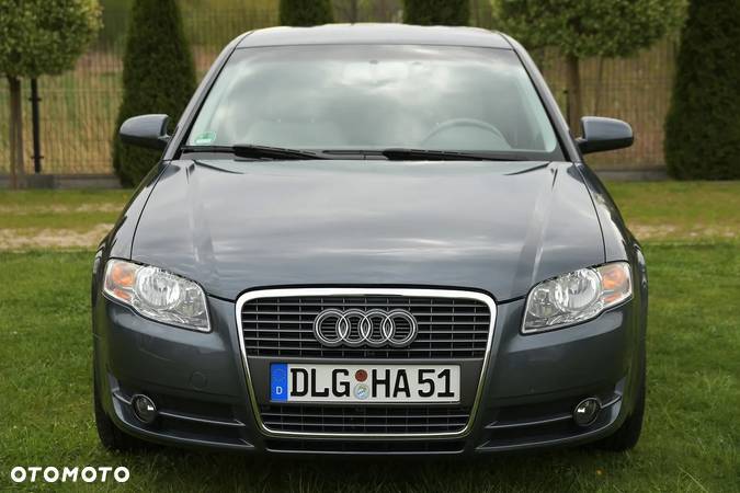 Audi A4 2.0 - 12