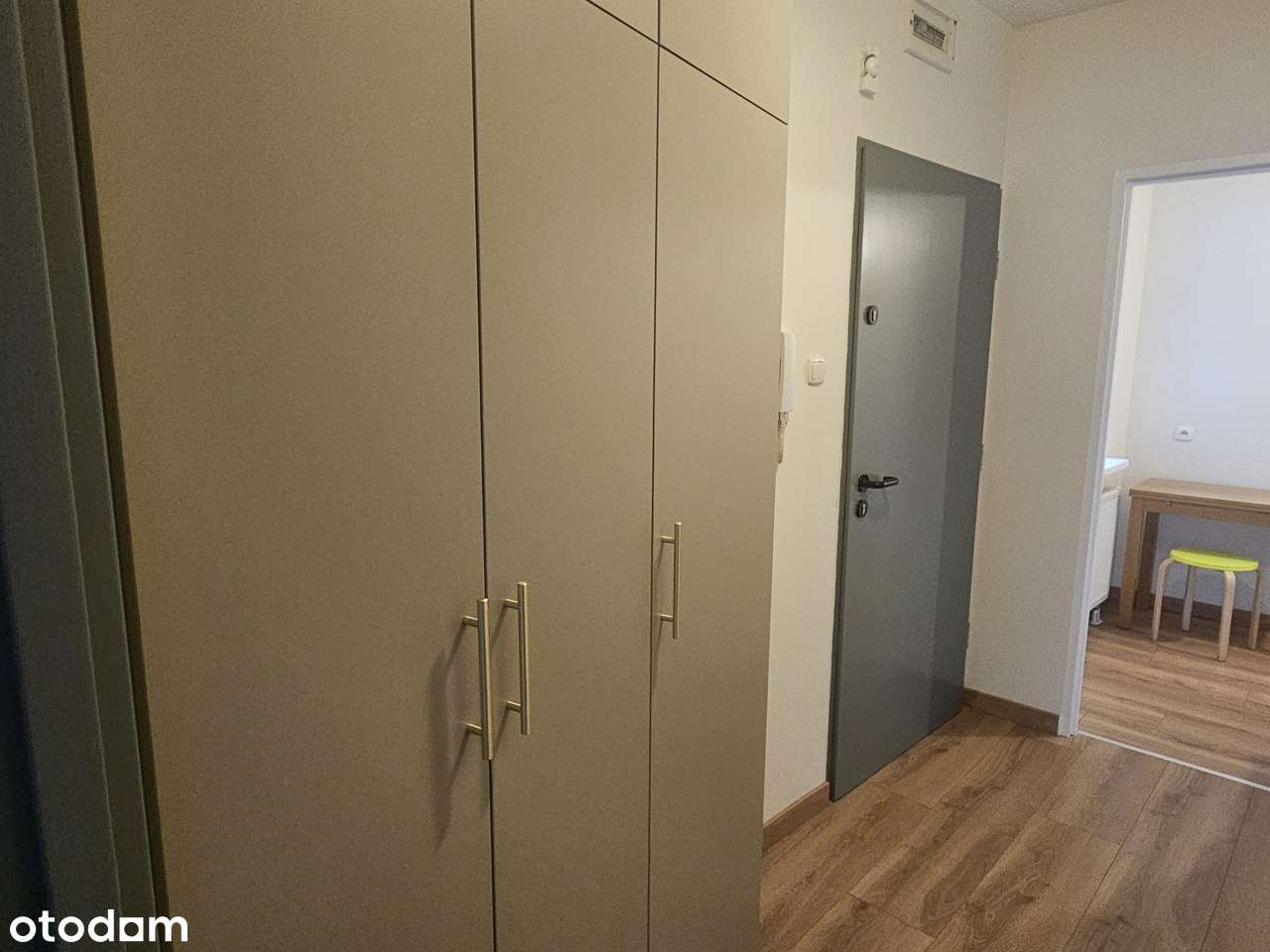 Cicha kawalerka w ścisłym centrum Poznania  - OFERTA WSTRZYMANA – pohled 4