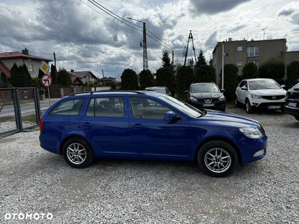 Skoda Octavia 1.6 Ambiente - 8