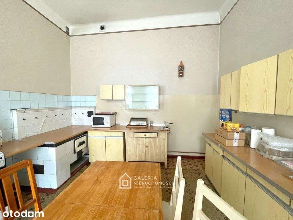 Przestronne mieszkanie 3-pok -centrum z parkingiem-4