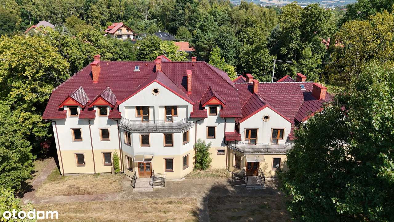 TENCZYNEK - 1400 mkw powierzchni użytkowej, 56 arów działki-8