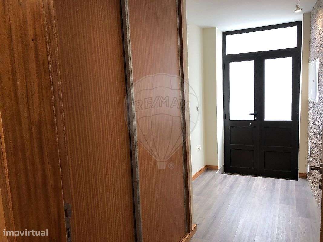 Moradia T2 para arrendamento - Grande imagem: 2/17