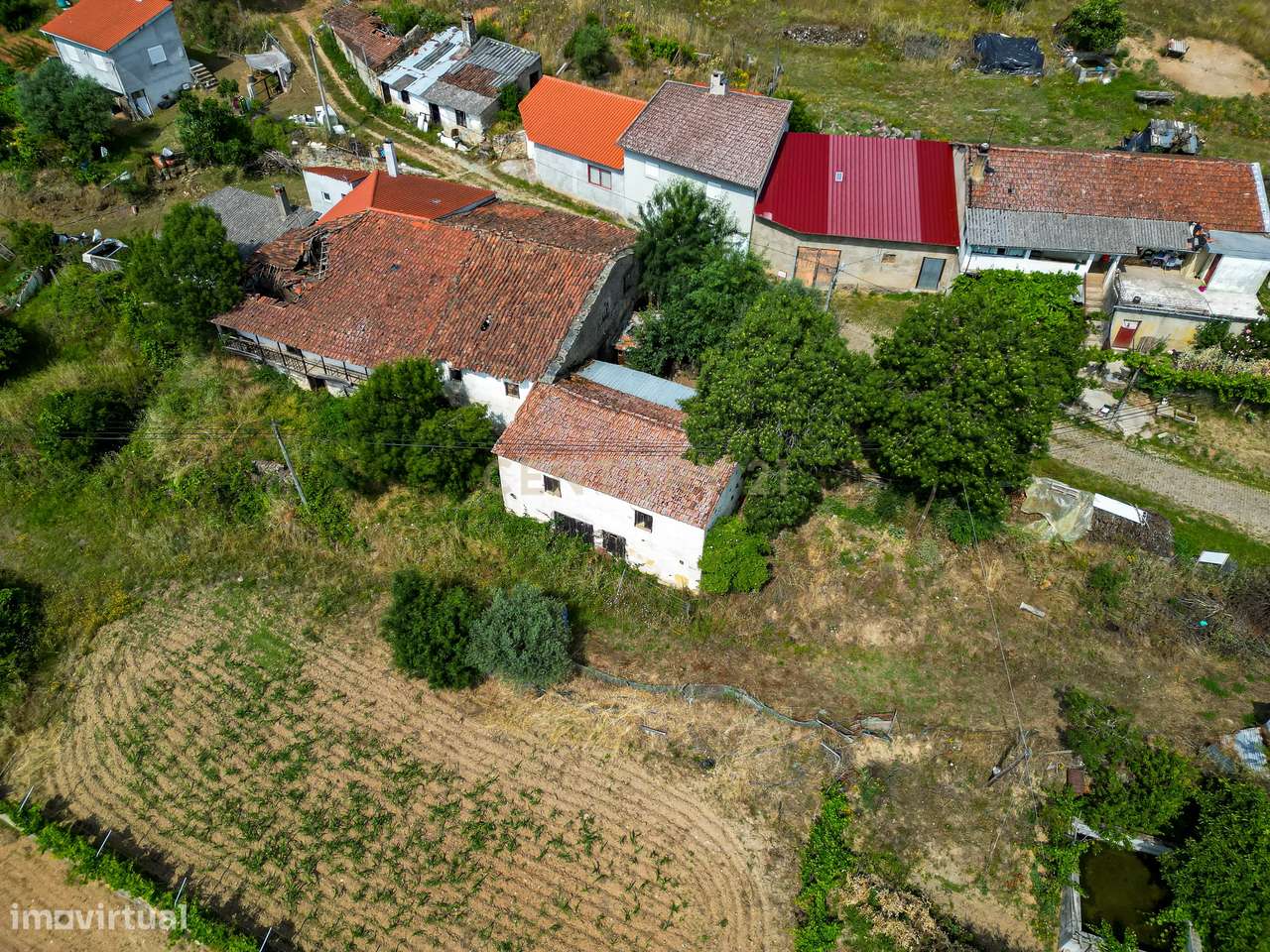 Quinta com 366m2 em Bragança - Grande imagem: 2/14