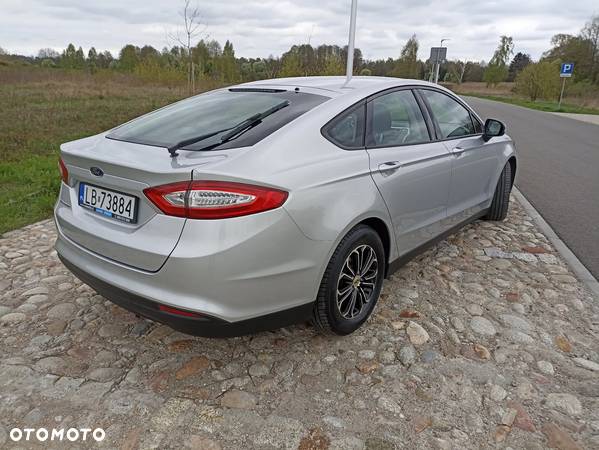 Ford Mondeo 2.0 TDCi Trend - 4