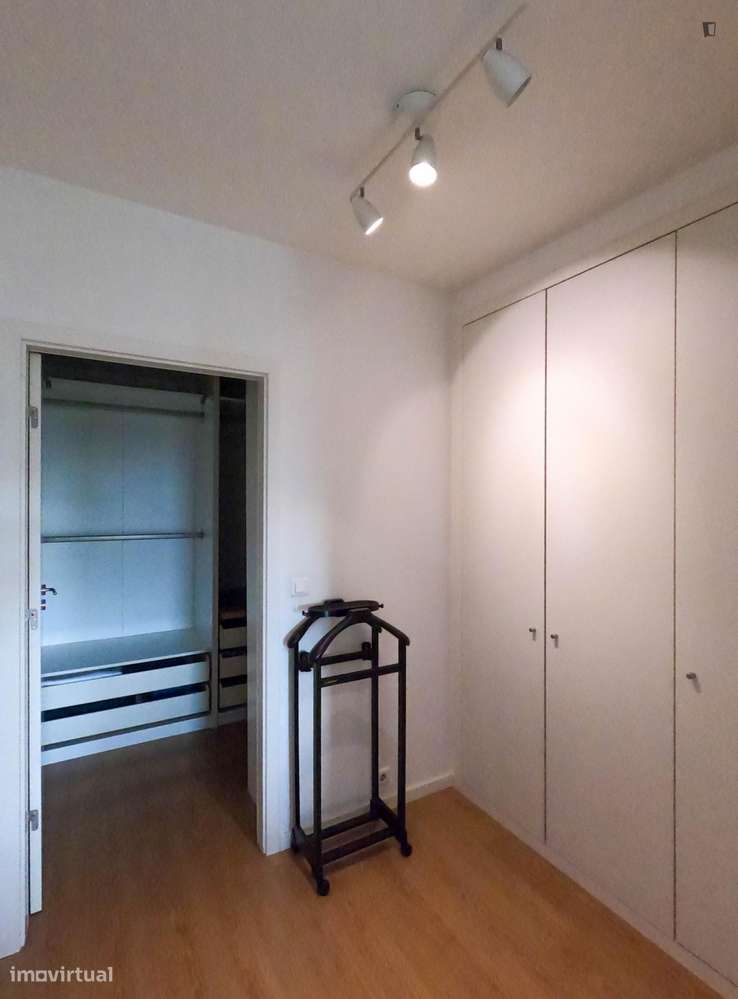 Apartamento com 1 quartos - localizado em Entrecampos Lisbon - Grande imagem: 4/17