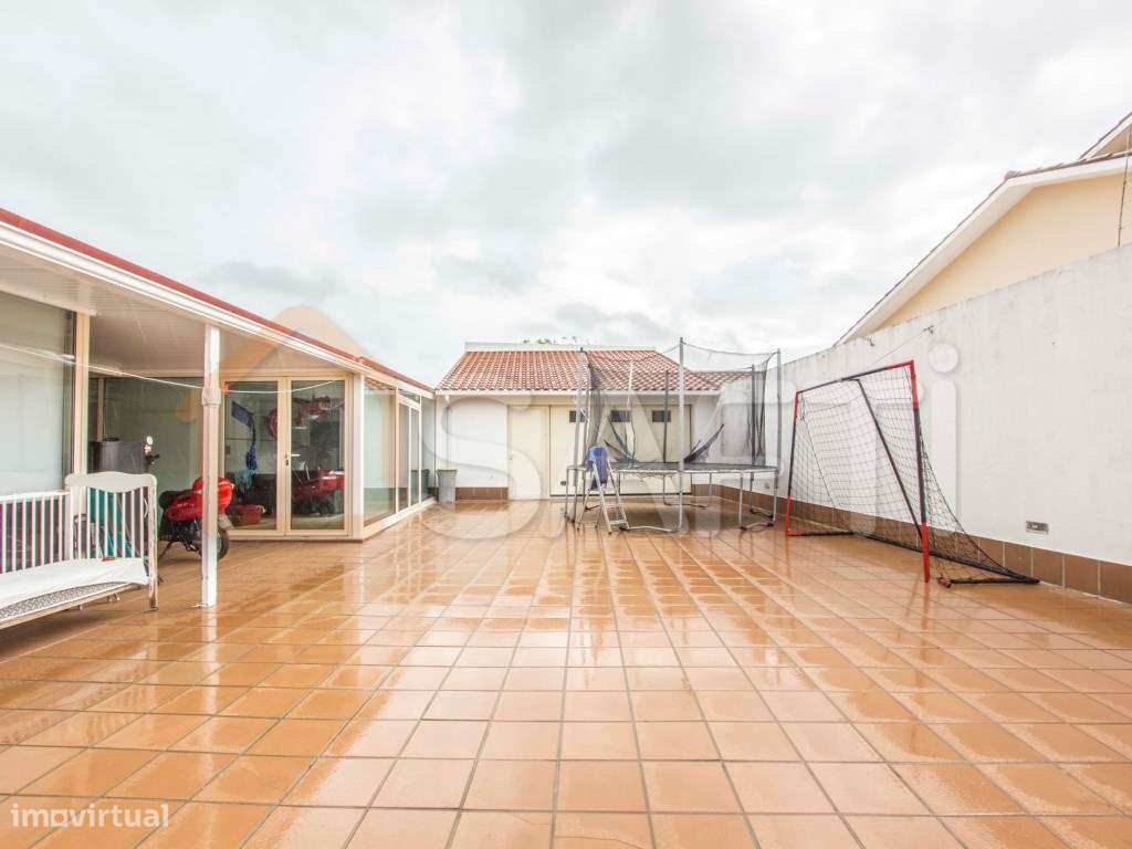 Moradia Geminada de 1º Andar T4 em Carvide - Grande imagem: 4/25