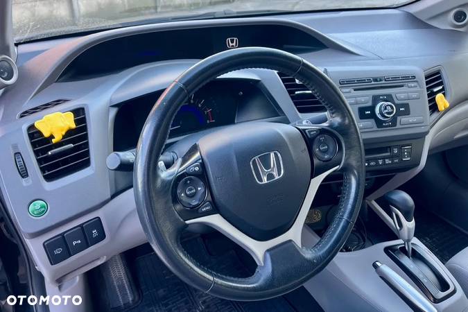 Honda Civic 1.8 Executive - 12