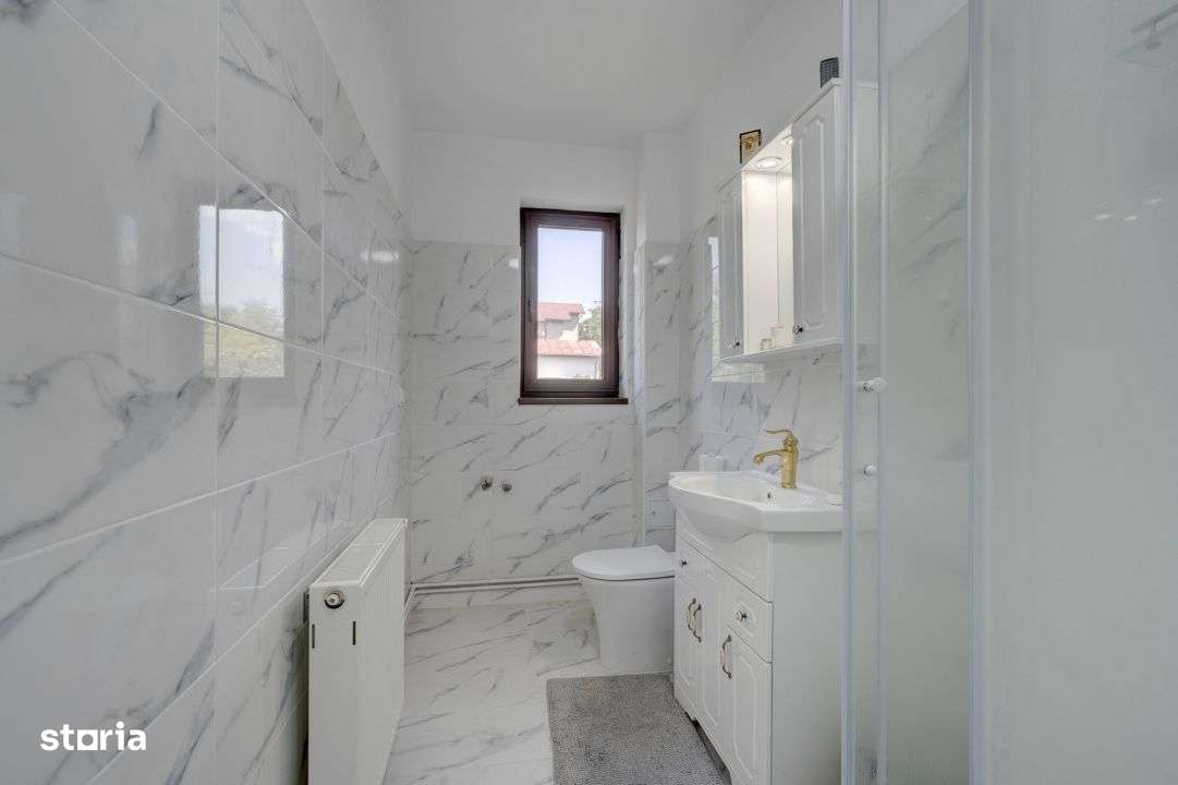 O proprietate imobiliara deosebita, formata din casa si mult teren!-18