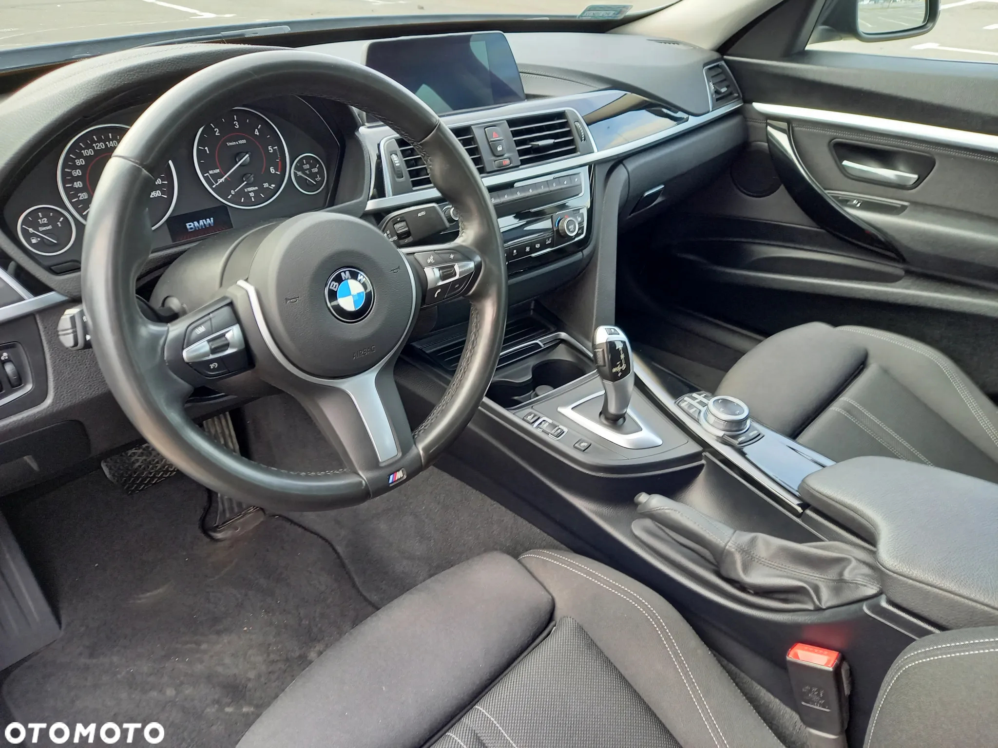 BMW Seria 3 320d xDrive Sport Line - 11