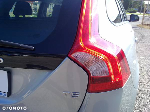 Volvo V60 T5 Drive-E Summum - 12