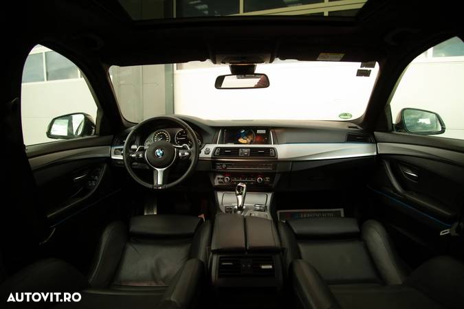 BMW Seria 5 520d AT - 12