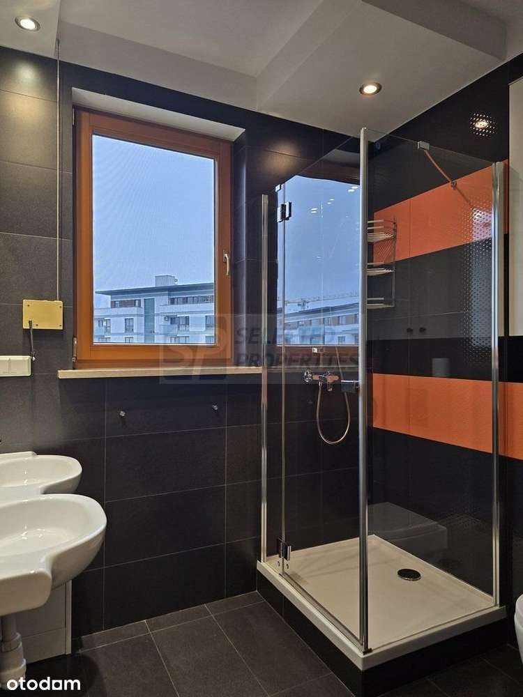 Dwupoziomowy apartament, 5 pokoi, 3 tarasy-16