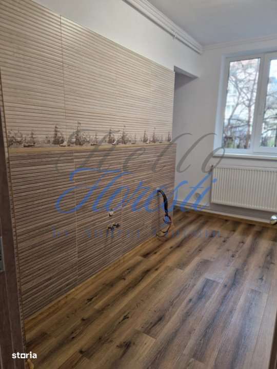 Apartament de 3 camere, semidecomandat, in zona Centru - Imagine principală: 4/18