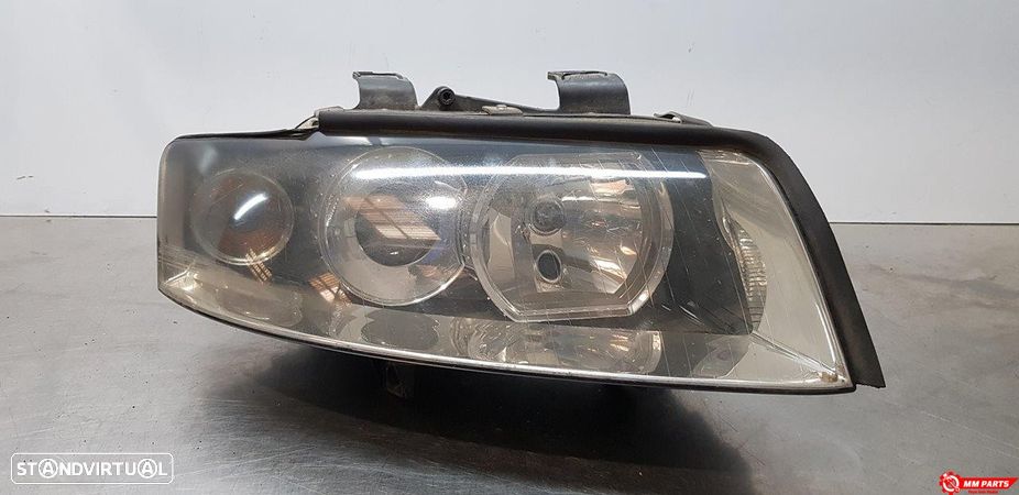 FAROL DIREITO AUDI A4 8E2, B6 2000 - 1