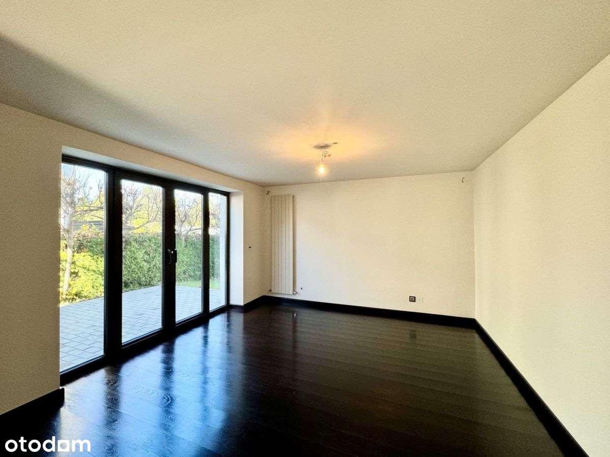 Dom w pożądanej do zamieszkania dzielnicy-Zalesie - Pełny obrazek: 4/20