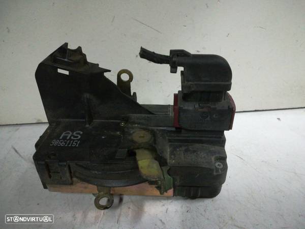 Ficheira Frt Frente Esquerdo Fecho Porta Opel Astra G Combi (T98) - 1