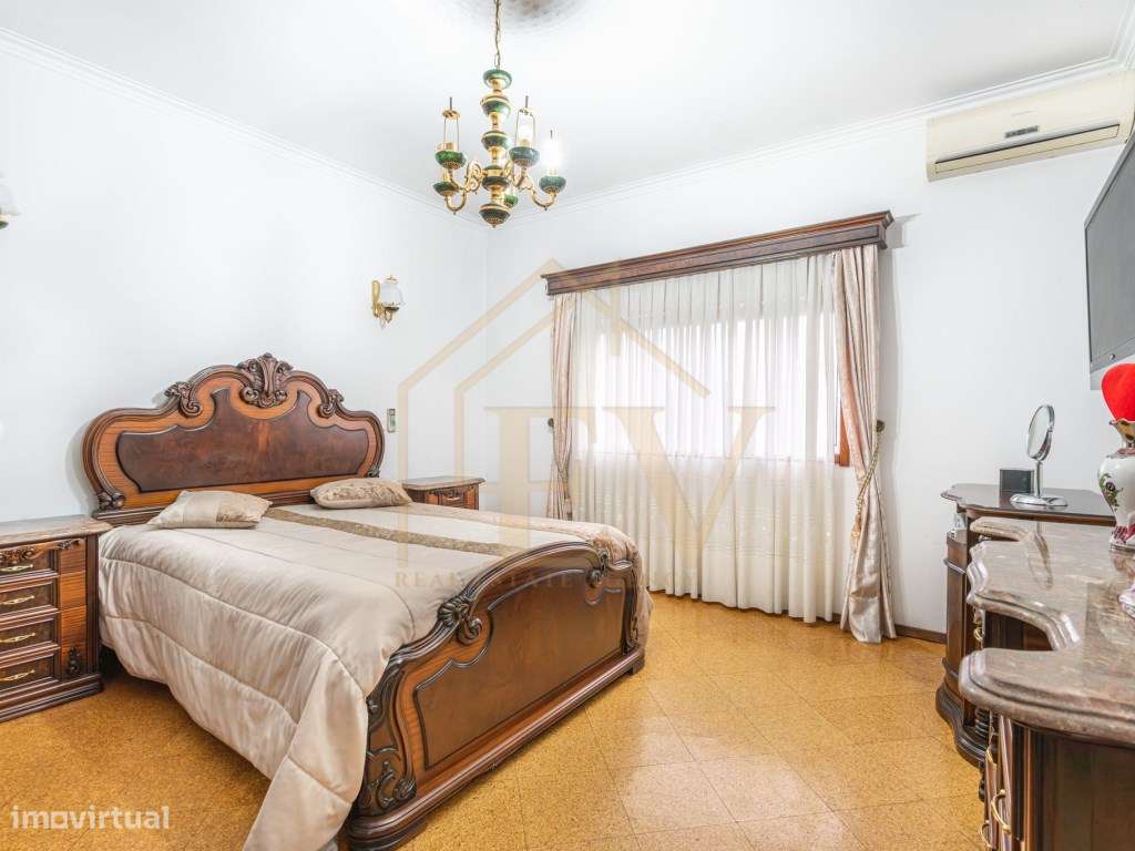 Moradia Bi-Familiar T5 | Vizela-19