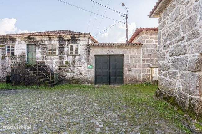 Moradia T4 em condomínio privado- Ribeiros- Fafe-27