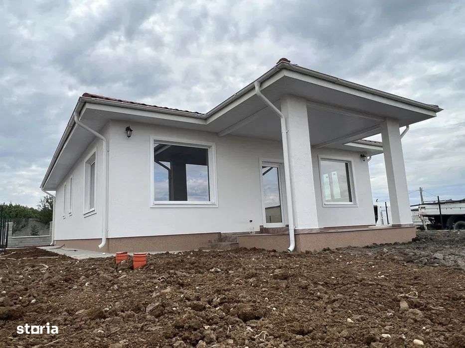 Casa dintre lacuri, Crevedia, cartier nou.-2