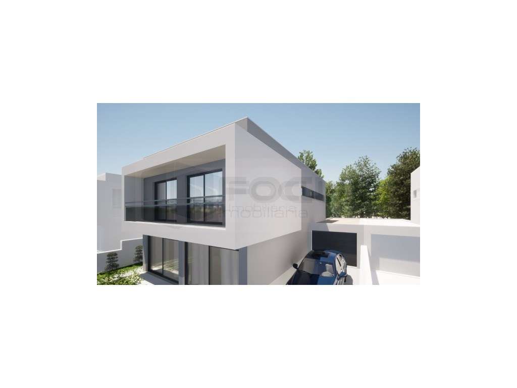 Moradia isolada T4 - Esgueira-6