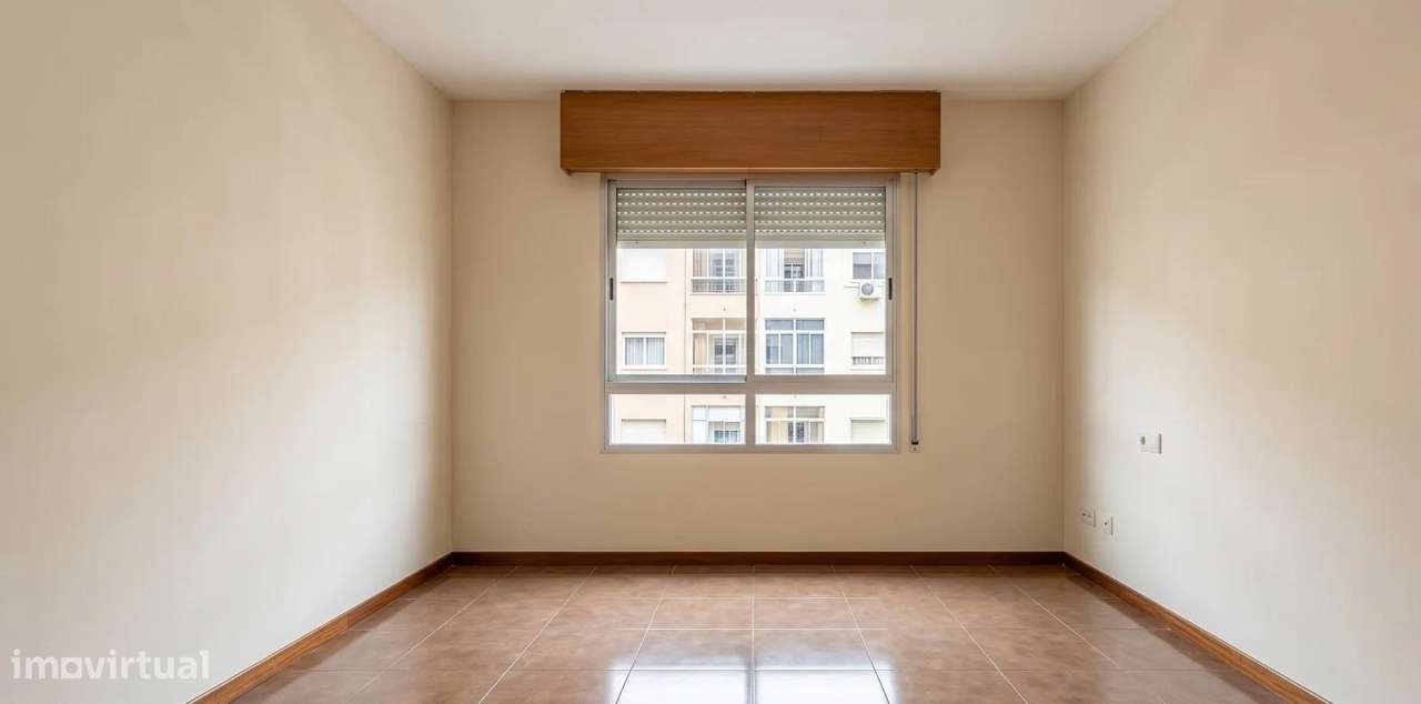 Apartamento T3 Venda em Vilar de Andorinho,Vila Nova de Gaia-10