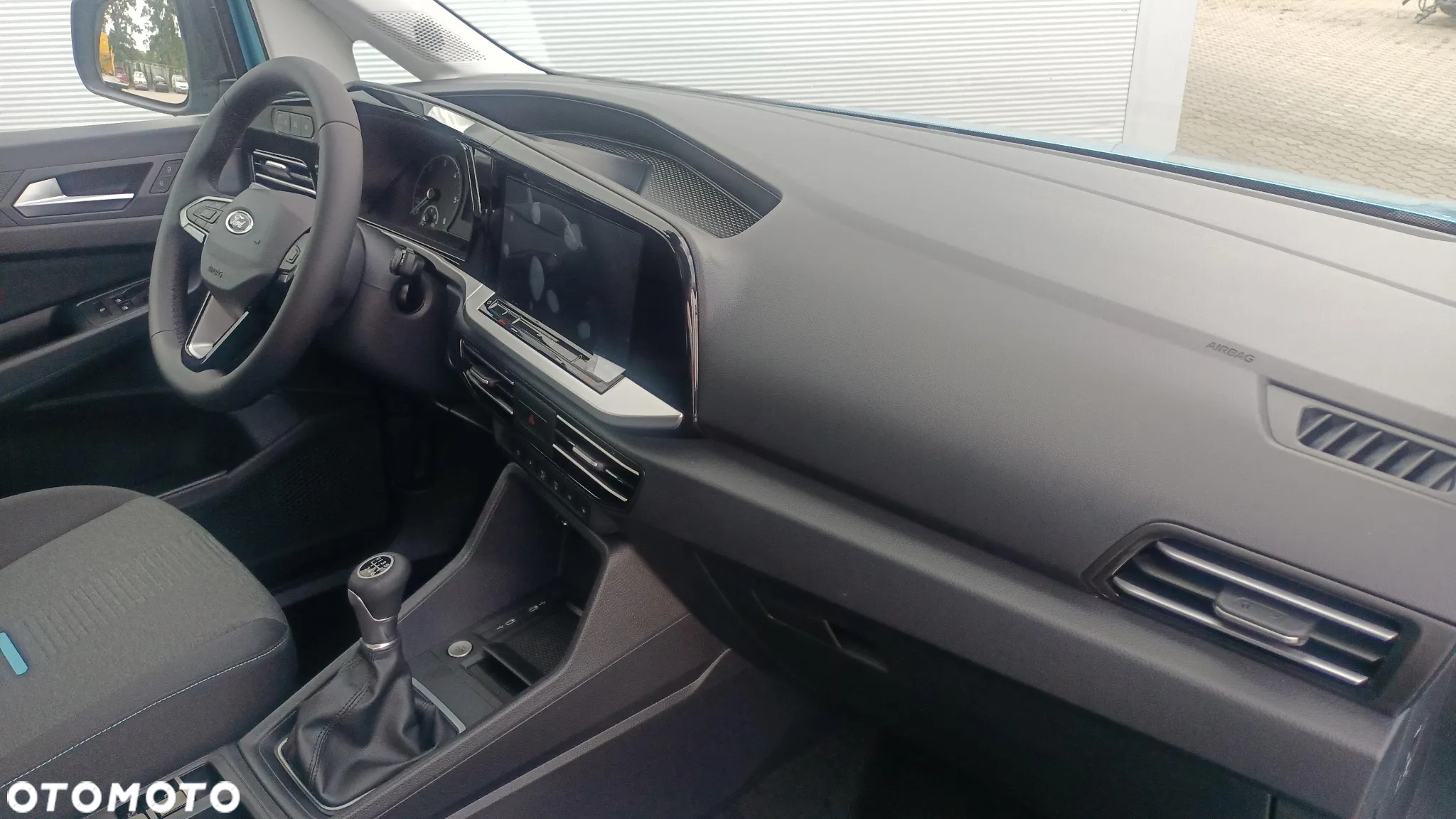 Ford Tourneo Connect 2.0 EcoBlue Active - 25