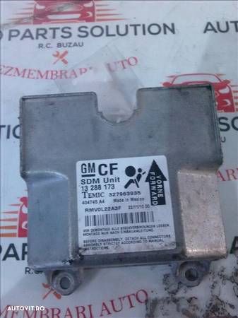 calculator airbag opel zafira b - 1