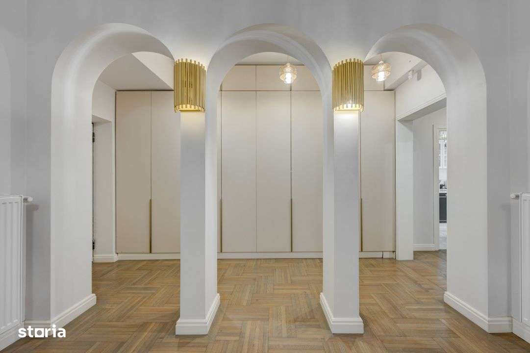 CAROL - EPISCOP CHESARIE, APARTAMENT 250 MP TOTAL, CURTE 250 MP! - Imagine principală: 4/19