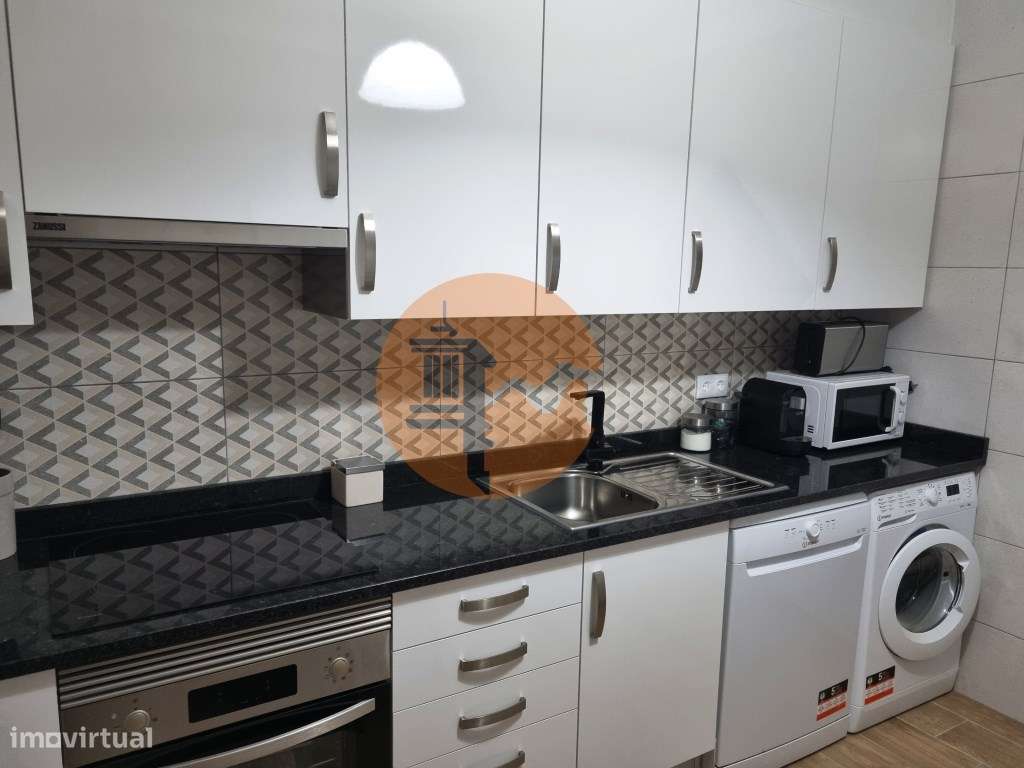 Apartamento em Altura para Arrendamento de 15 de Setembro a 16 de J... - Grande imagem: 3/21