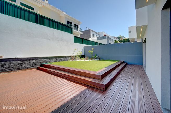 Imperdível Moradia V4+1 com Piscina no Arneiro-4