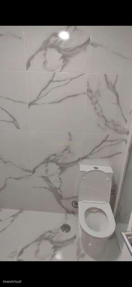 Moderno Apartamento T1 em Venteira, Amadora-8