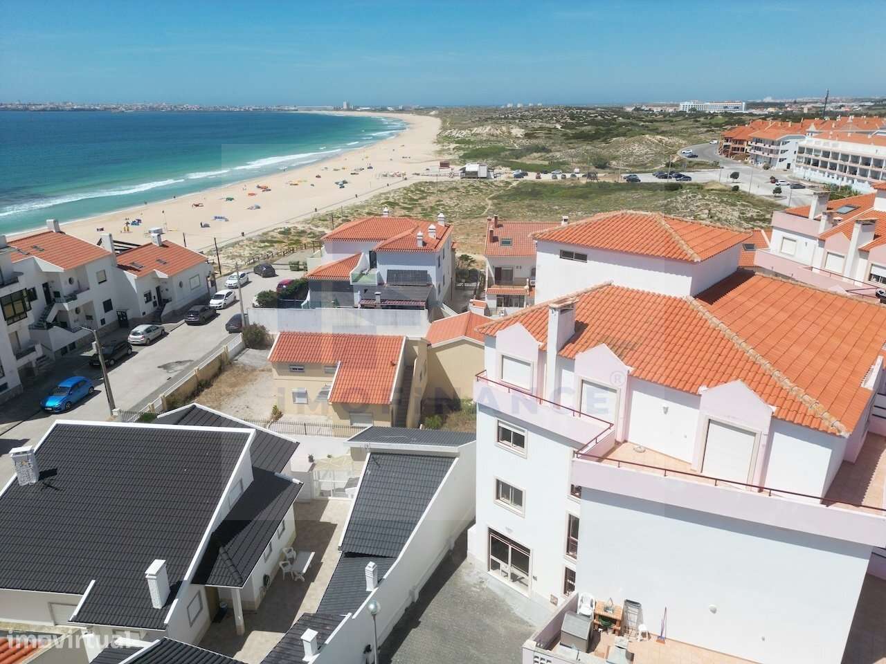 Excelente Apartamento T2, segunda linha de mar-25