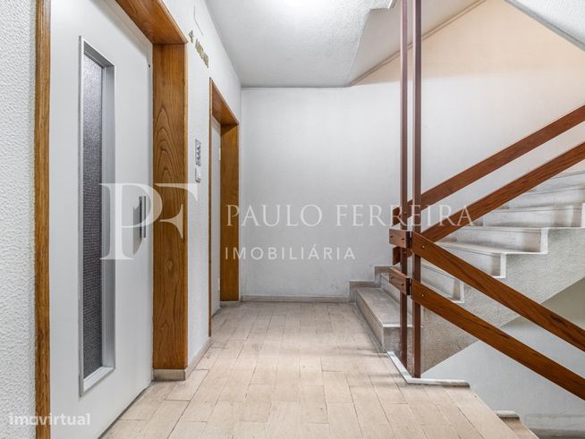 Apartamento T6 no centro de Famalicão-29
