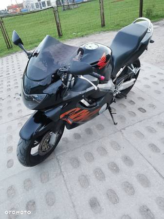 Honda CBR - 2