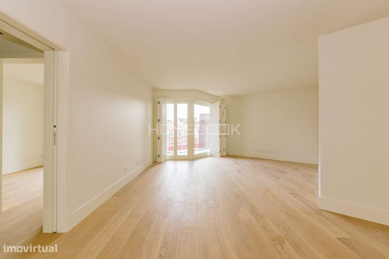 Apartamento T1  – Localização Premium Junto à Avenida da Liberdade - Grande imagem: 2/19