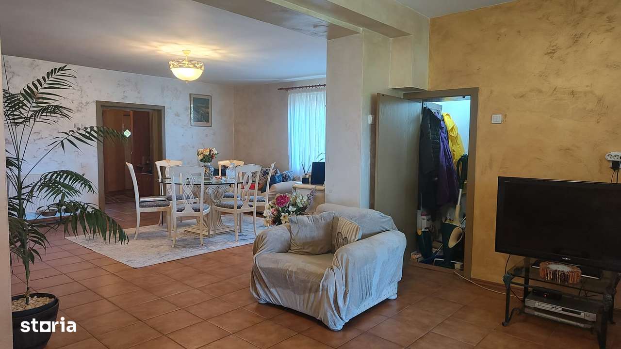 De vanzare casa in Bacia ,nr.4A-5