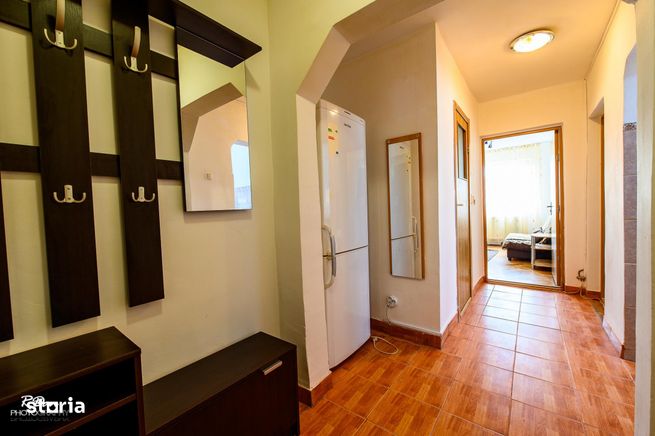 Apartament cu priveliste spre apus , 2 camere, zona Minerva-2