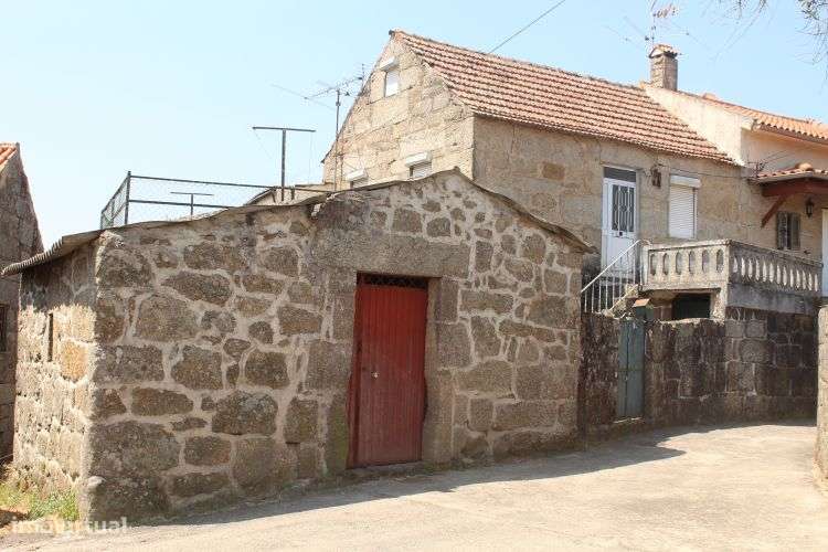 Moradia T3 em Pedra – Travanca de Lagos, Oliveira do Hospital-8