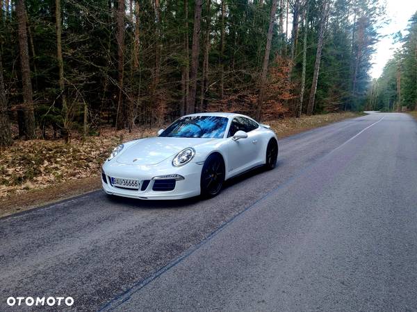 Porsche 911 Carrera GTS PDK - 18