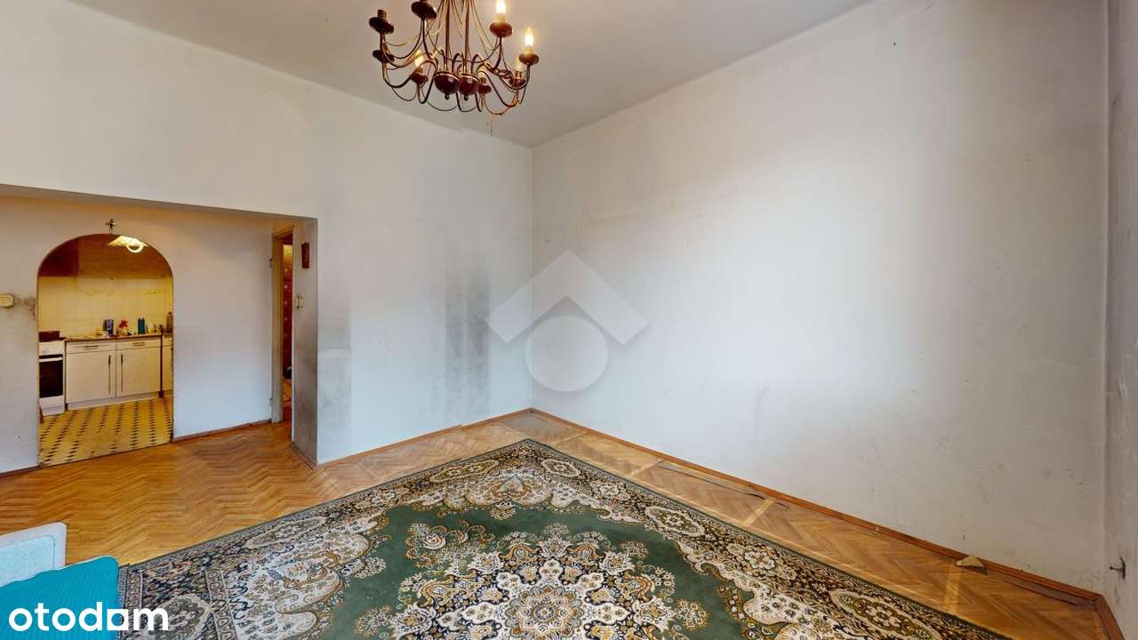 Jednopokojowe mieszkanie na sprzedaż do remontu-0