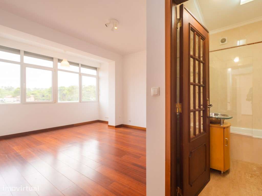 T1 Moderno com Vista Aberta. Natureza, Praia, Comboio e ótimos aces...-25