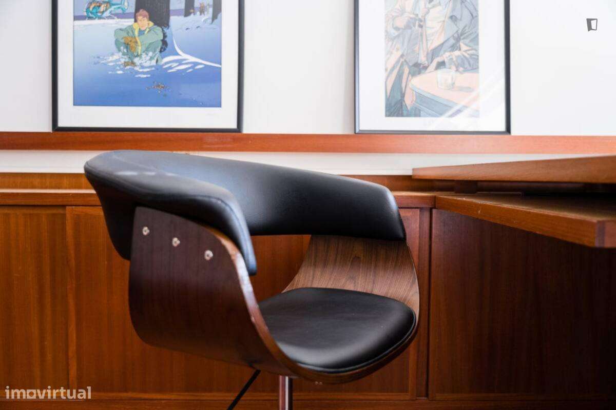 Estúdio - localizado em Lordelo do Ouro Porto - Grande imagem: 3/8