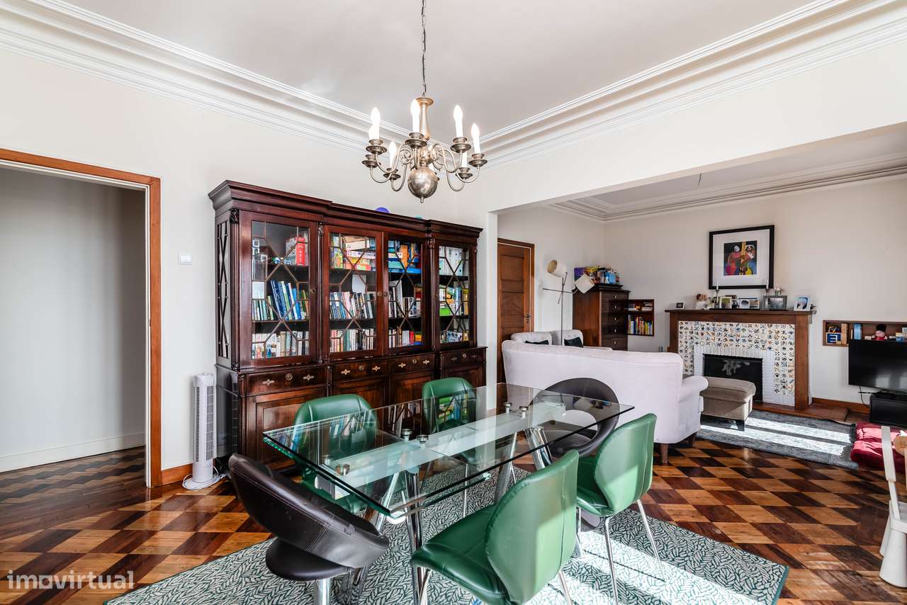 MORADIA T5 | REMODELADA | VISTA RIO | 207 M2  | JARDIM - Grande imagem: 2/50